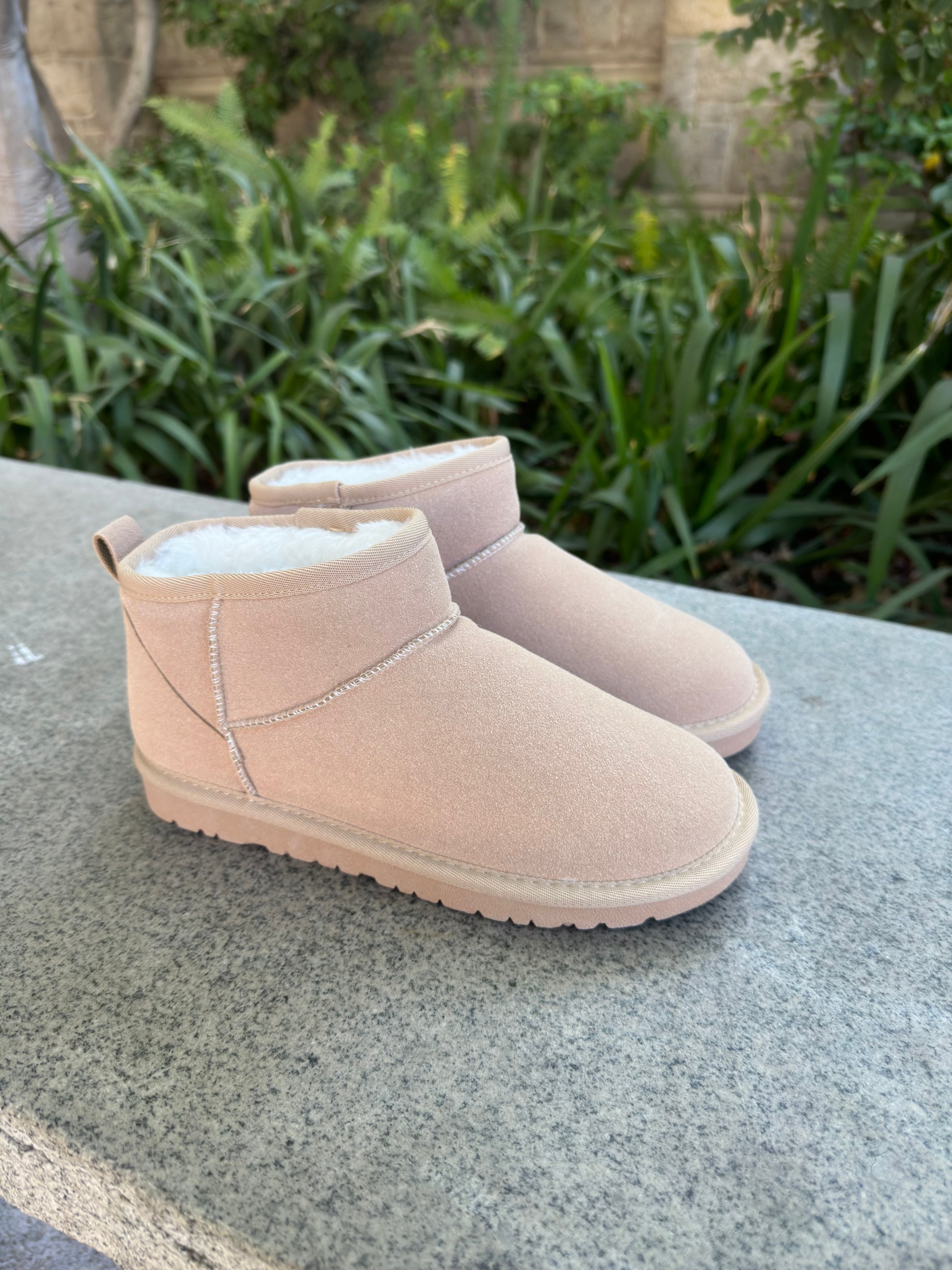 Ultra Minis (Sand)