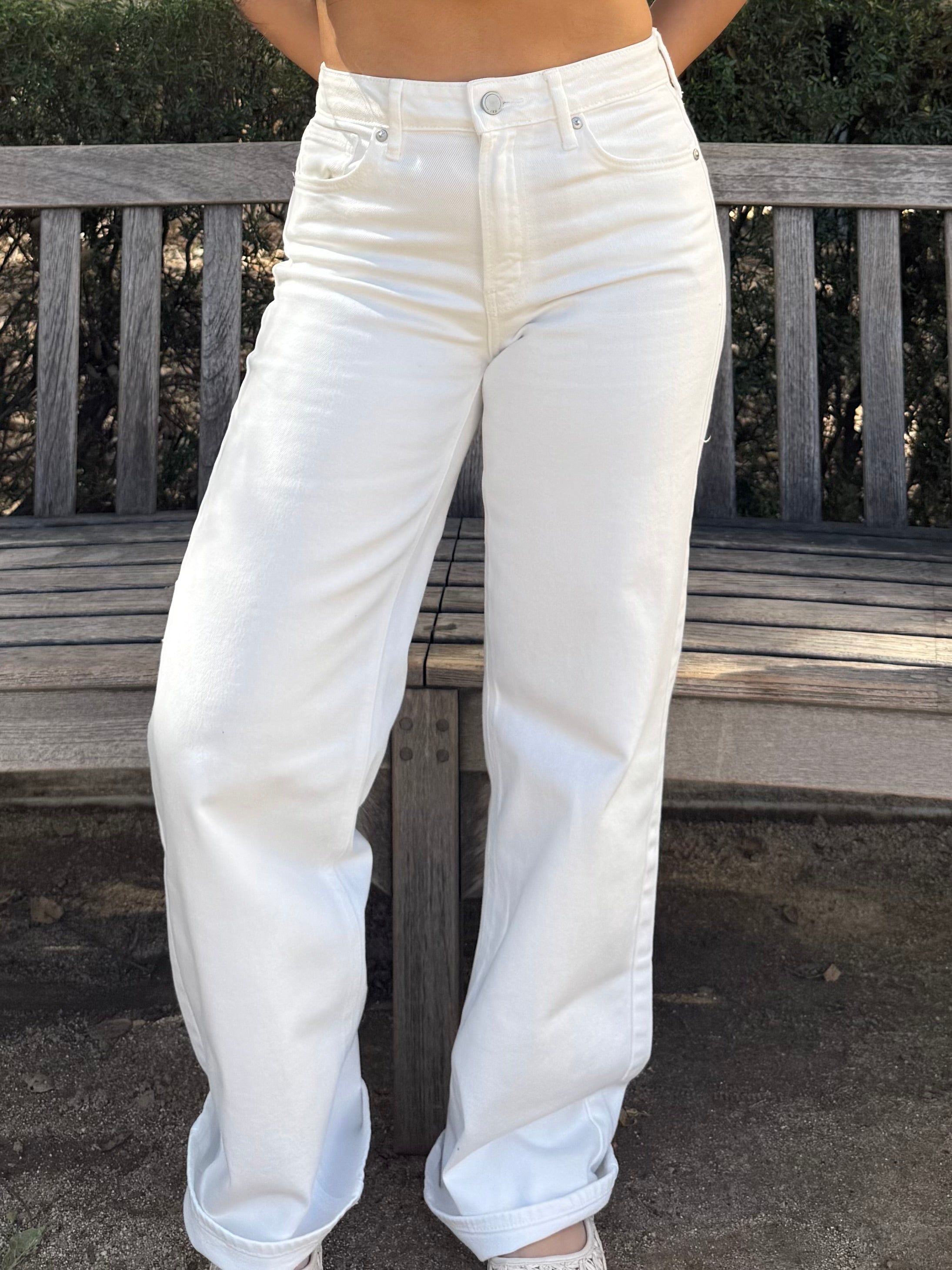 Hillside High Waisted Jeans (White)