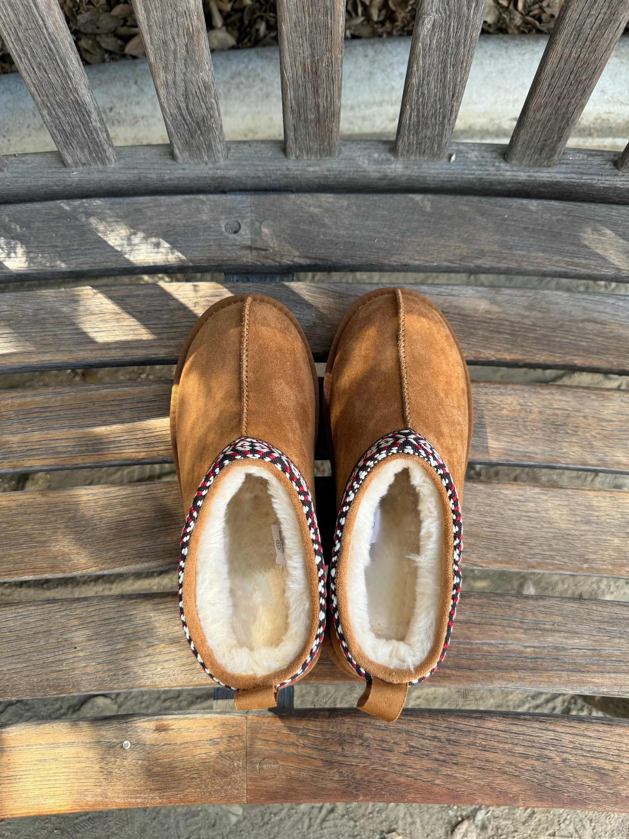 Snugg Tazz Slippers (Tan)