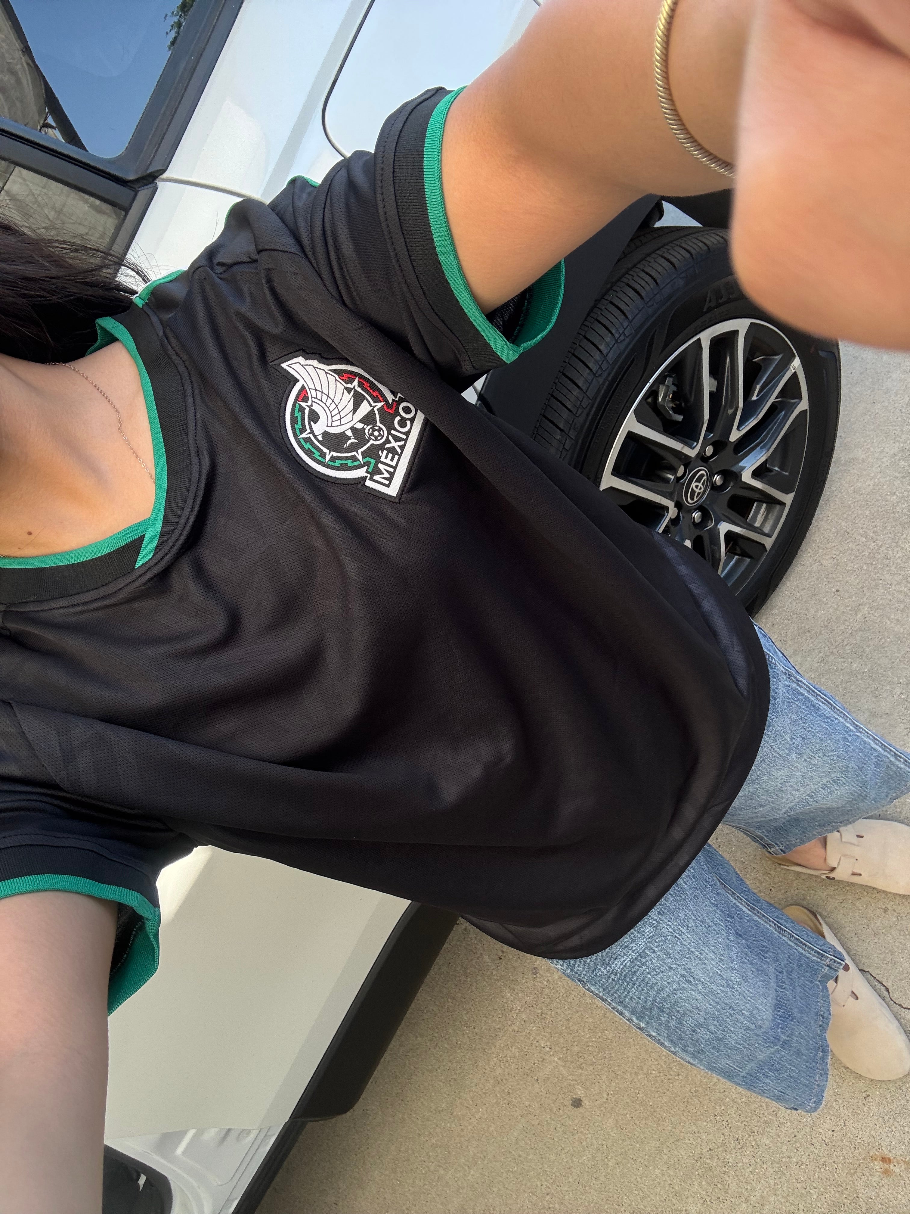 Mexico Jersey (Black V Neck)