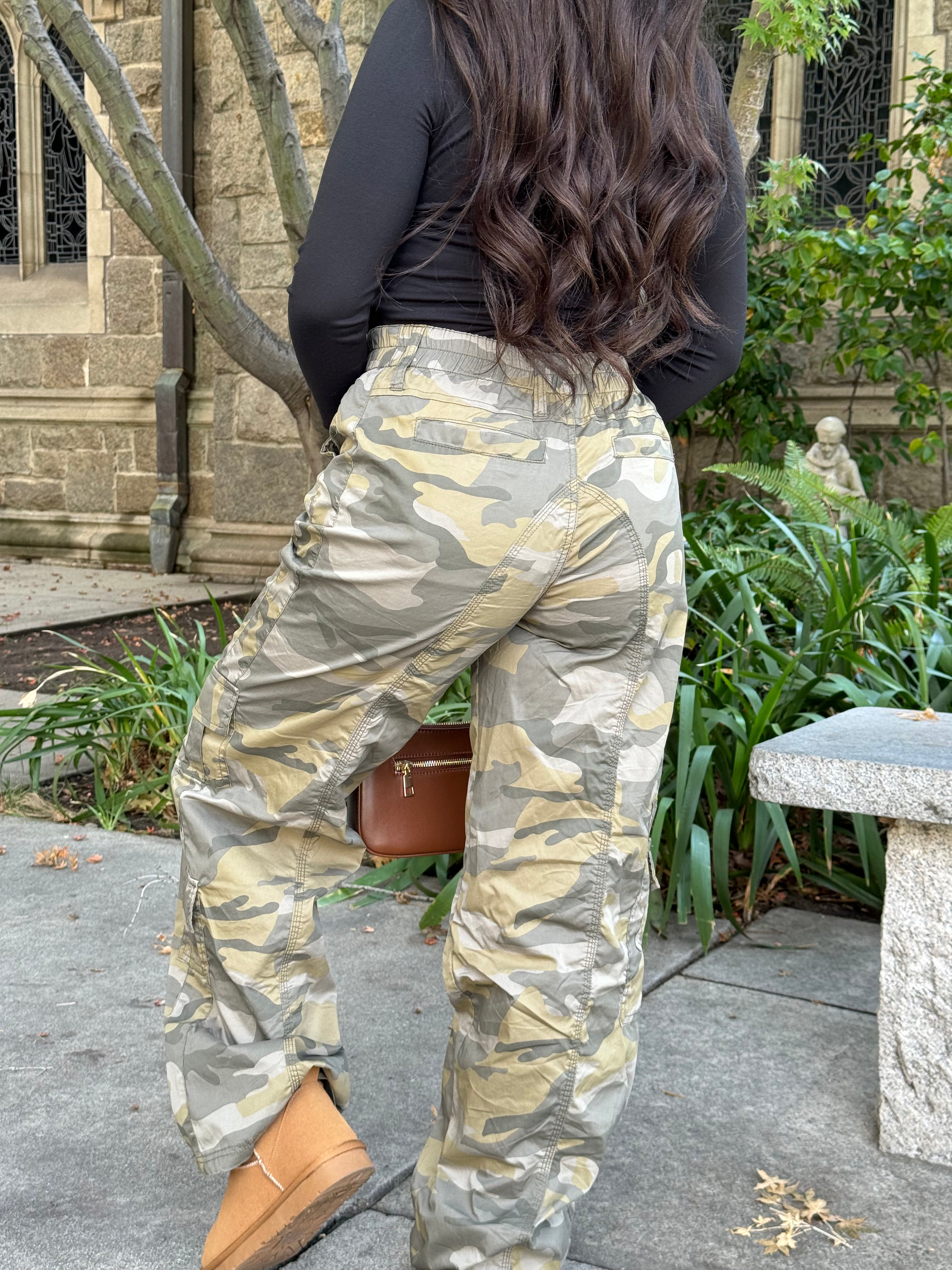 Amelia Camo Cargo