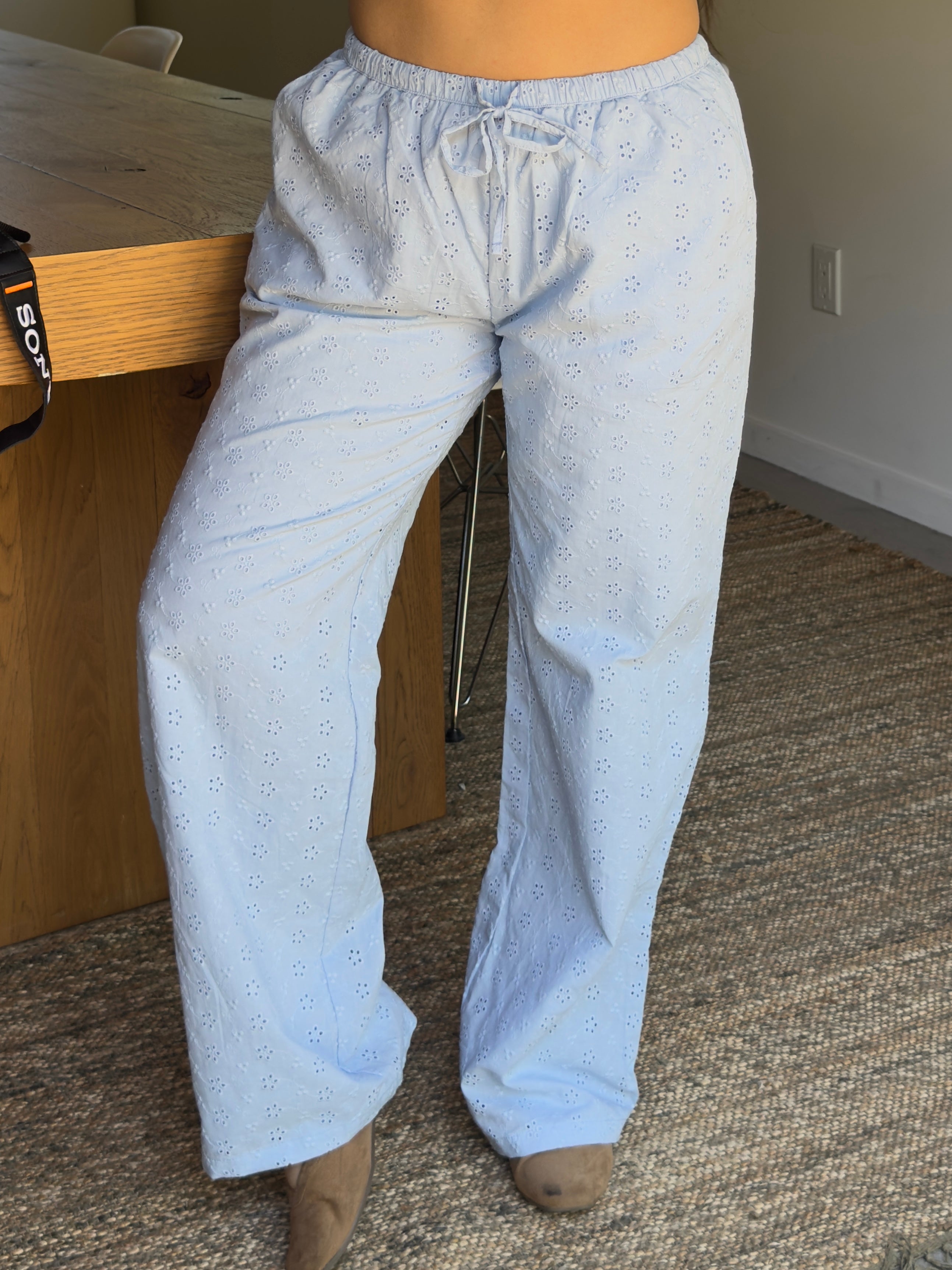 Cove Eyelet Pant (Blue)