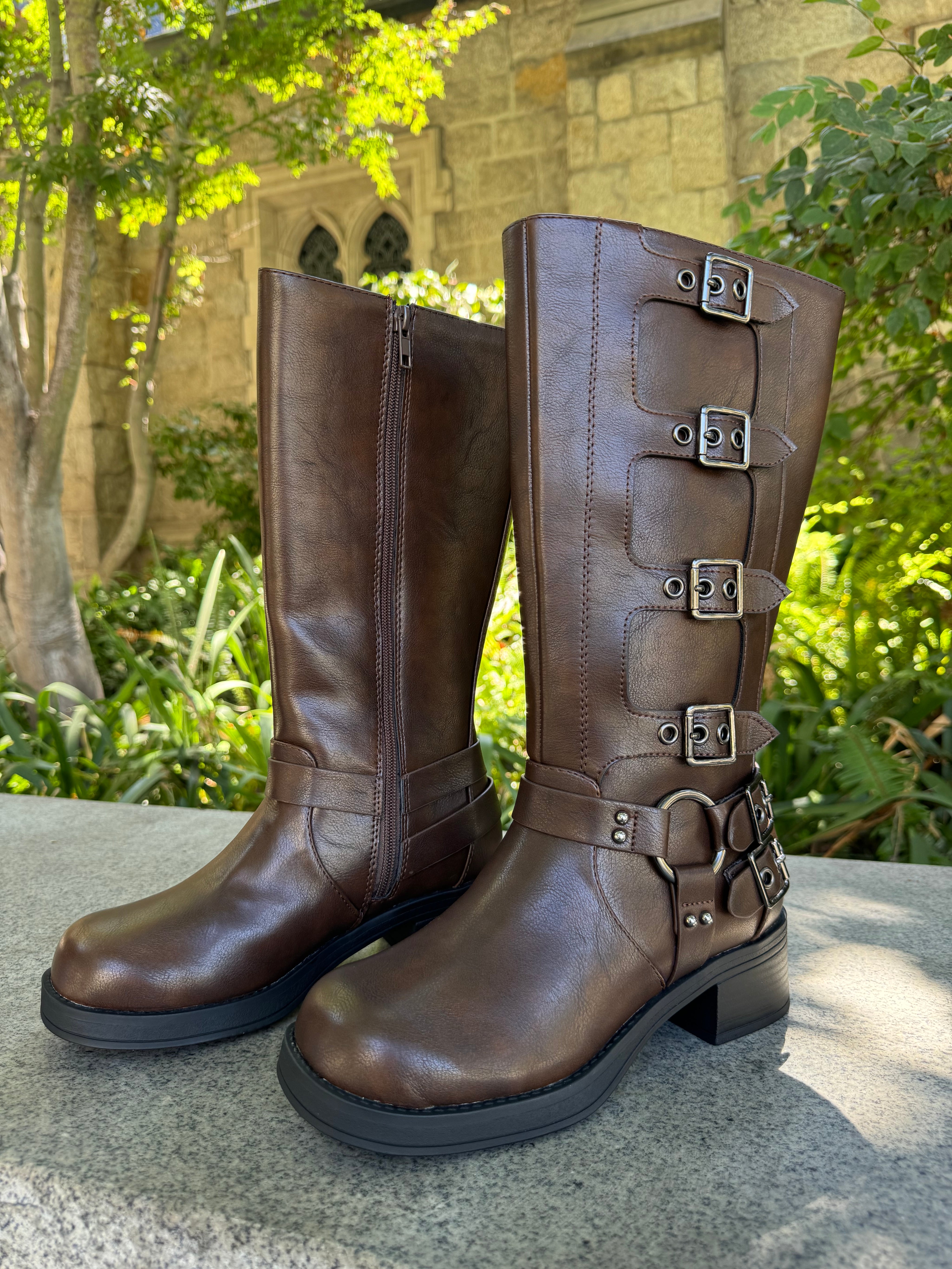 Moto Boots (Brown)