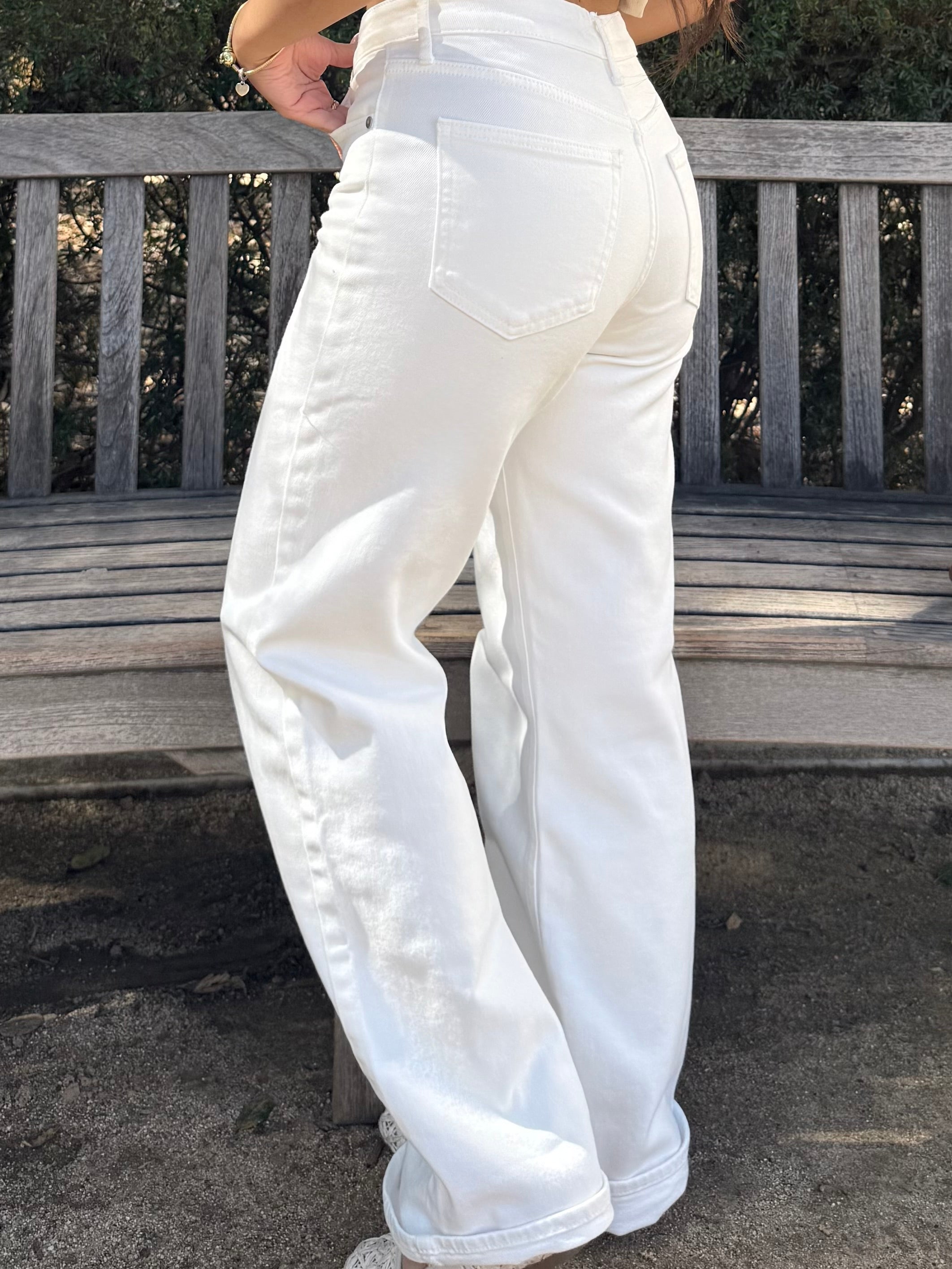 Hillside High Waisted Jeans (White)