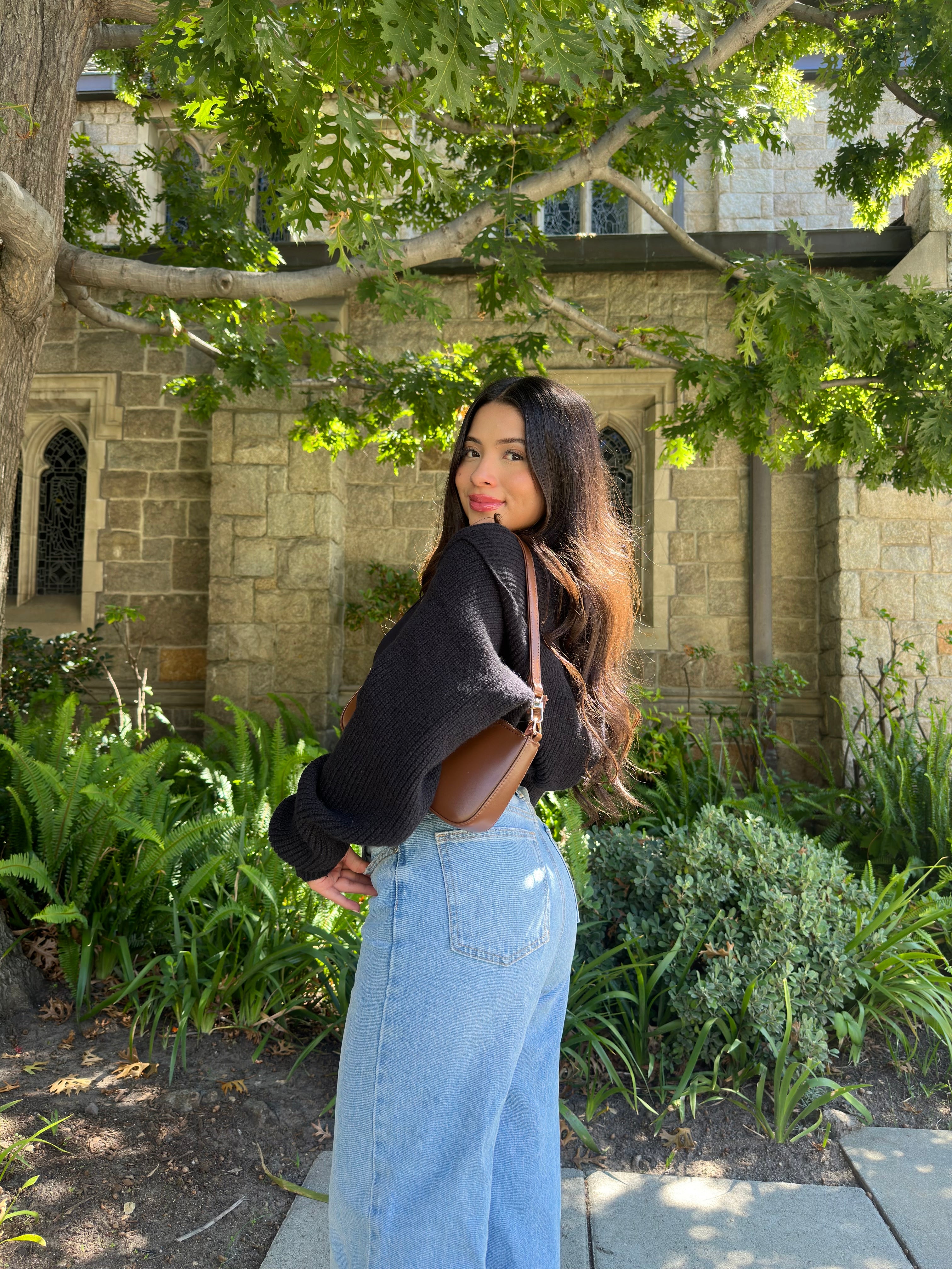 Golden Heart Shrug (Onyx)