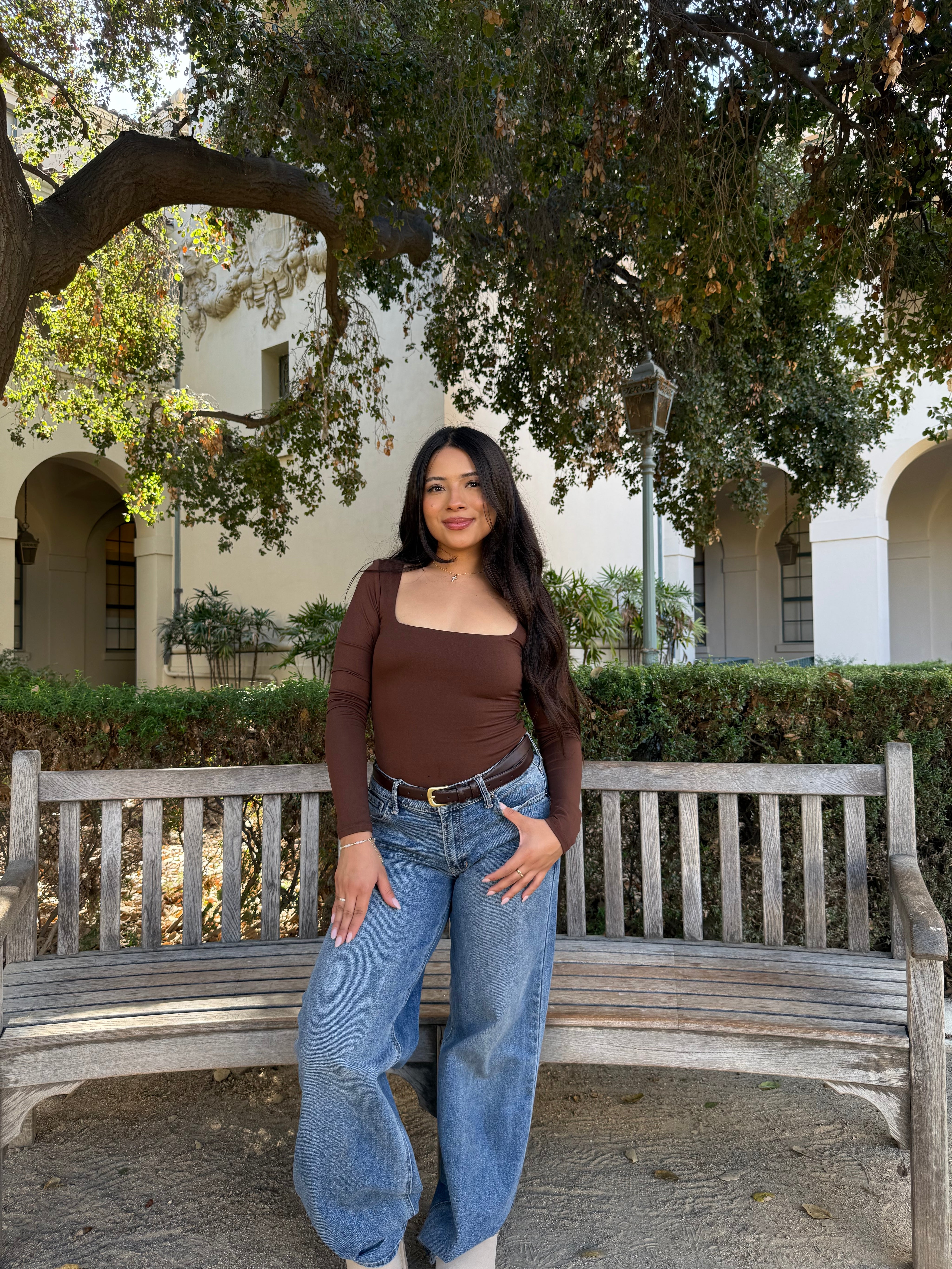Butter Scoop Long Sleeve (Brown)