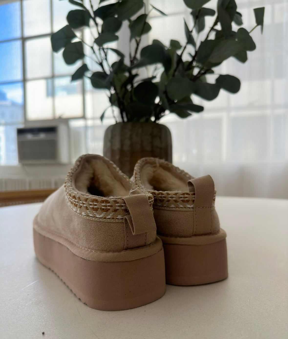 Snugg Platform Slippers (Sand)