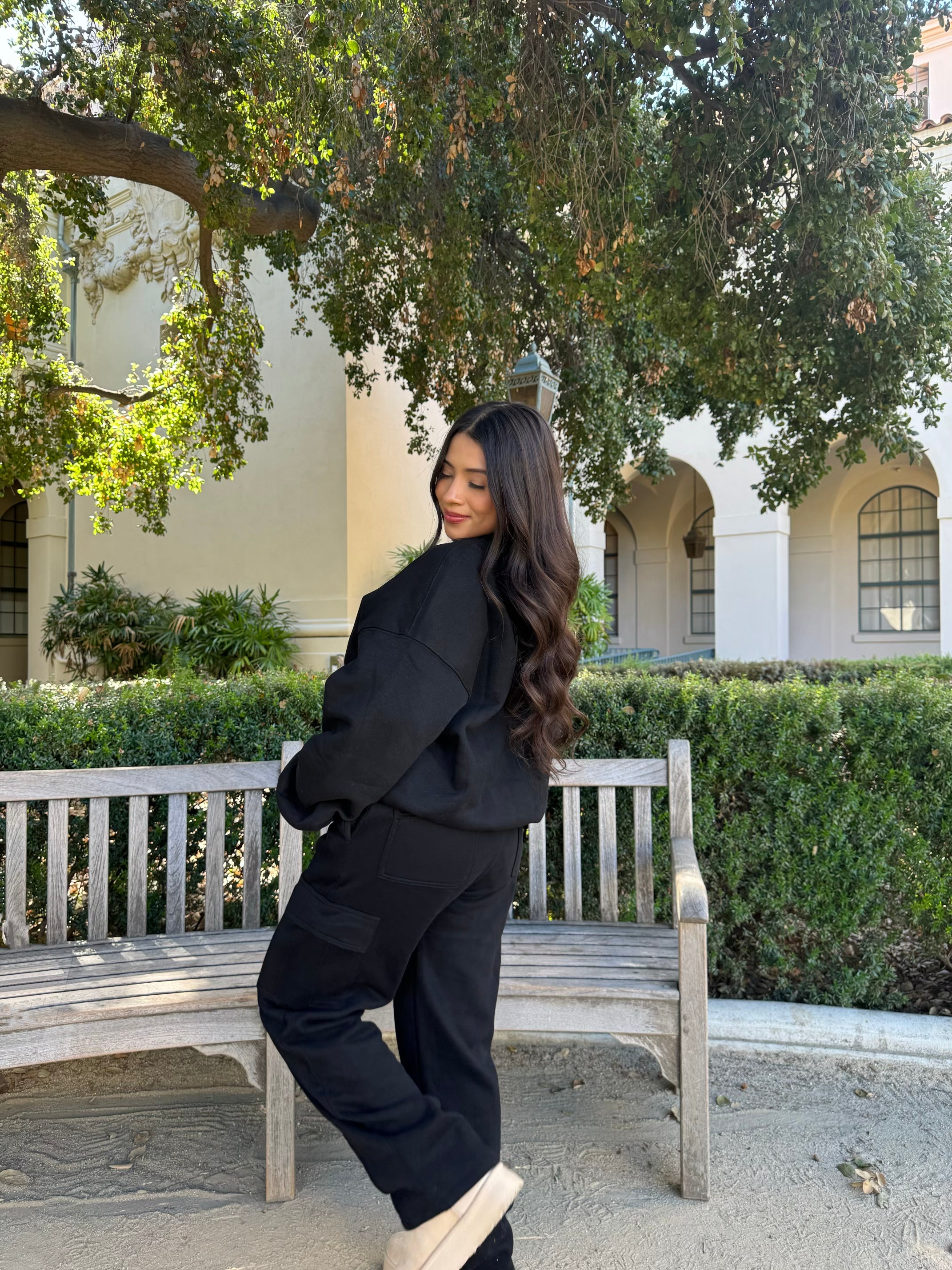Simple Things Cargo Sweatpants (Black)