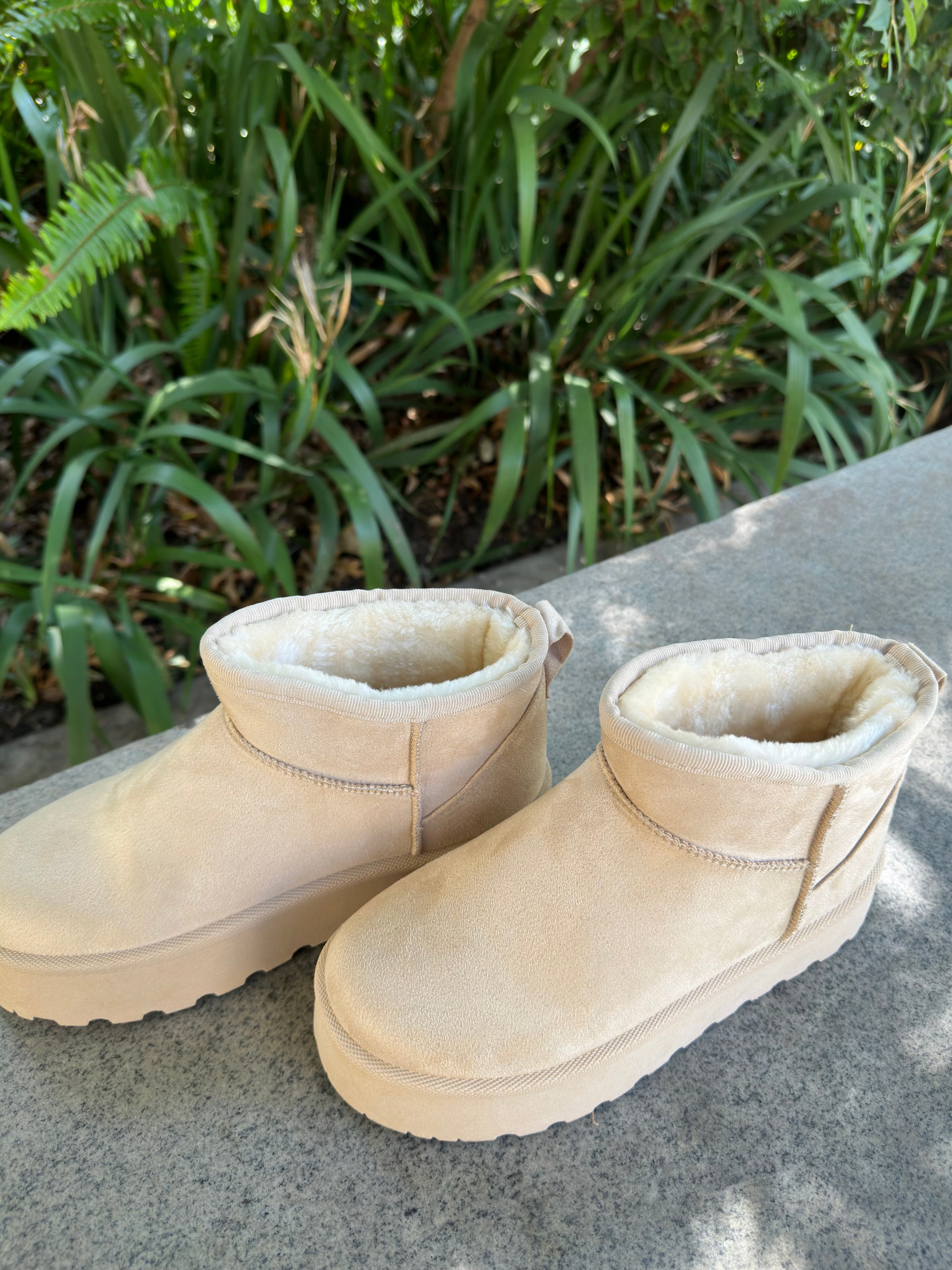 Snugg Ultra Mini Platform Boots