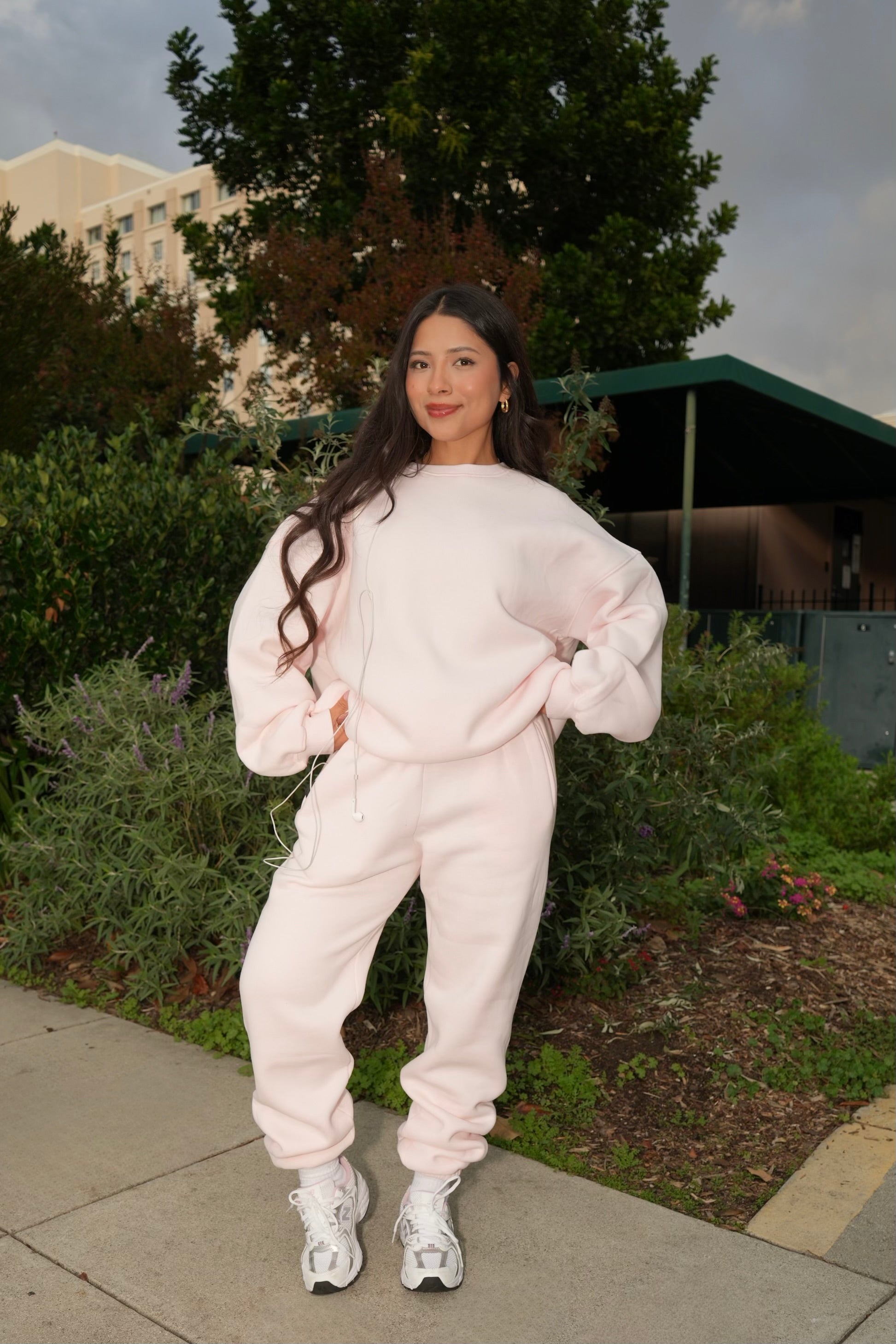 Simple Things Cuffed Sweatpants (Baby Pink)