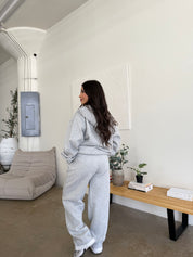 Serene Fleece Sweatpants (Heather Grey)