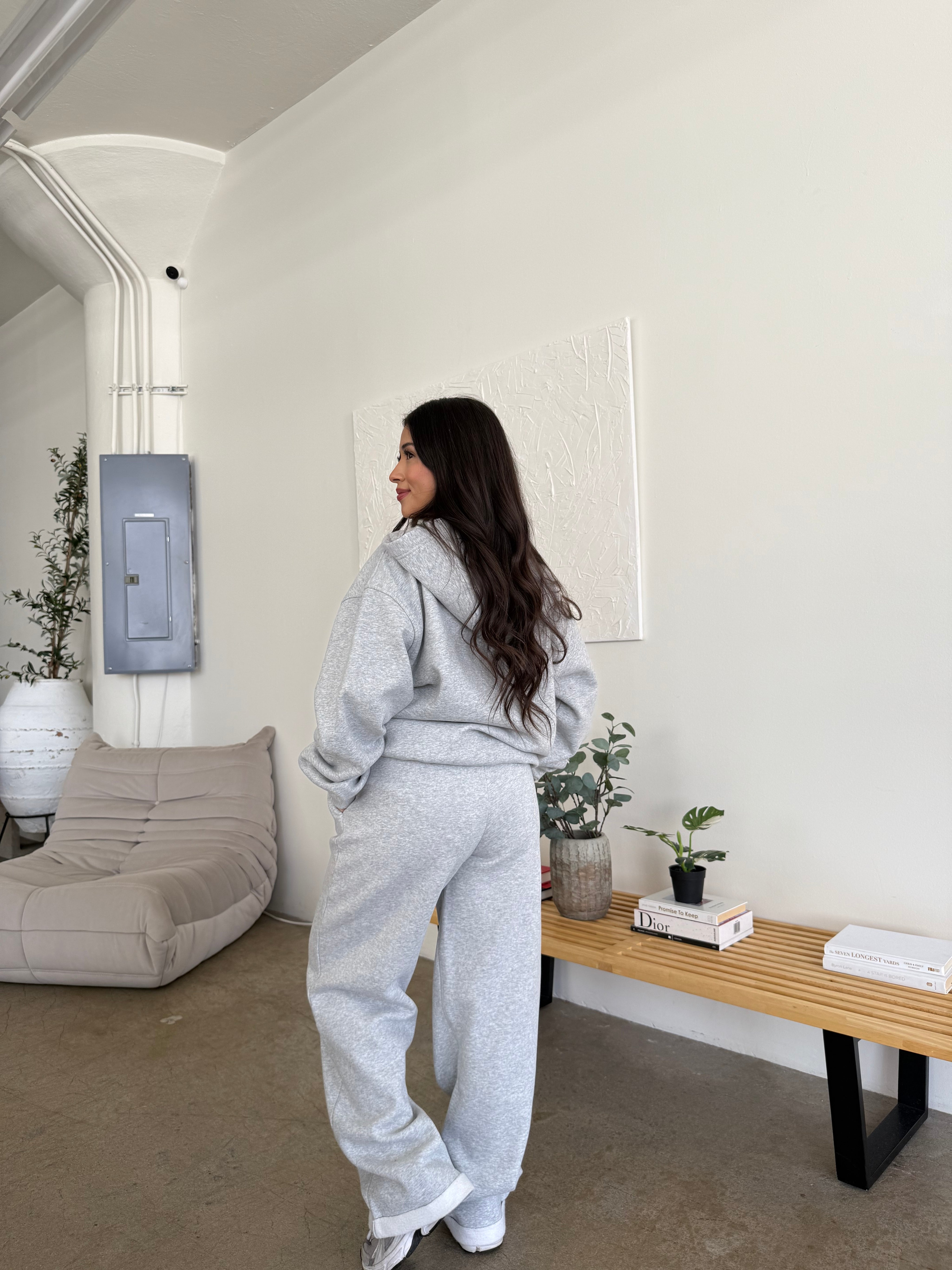 Serene Fleece Sweatpants (Heather Grey)