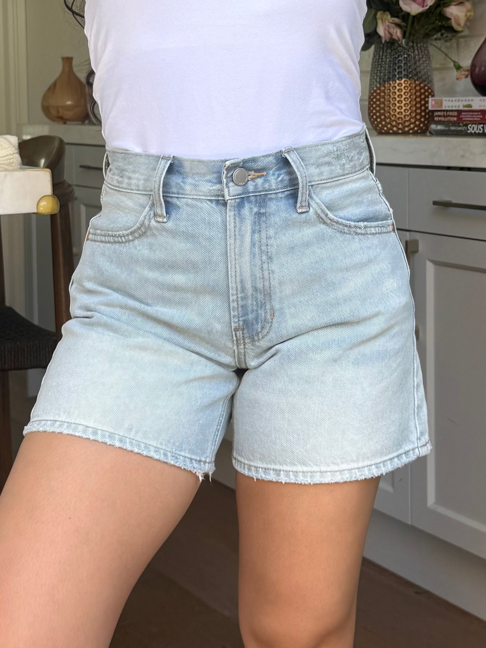 Classic Denim Shorts (Light Wash)