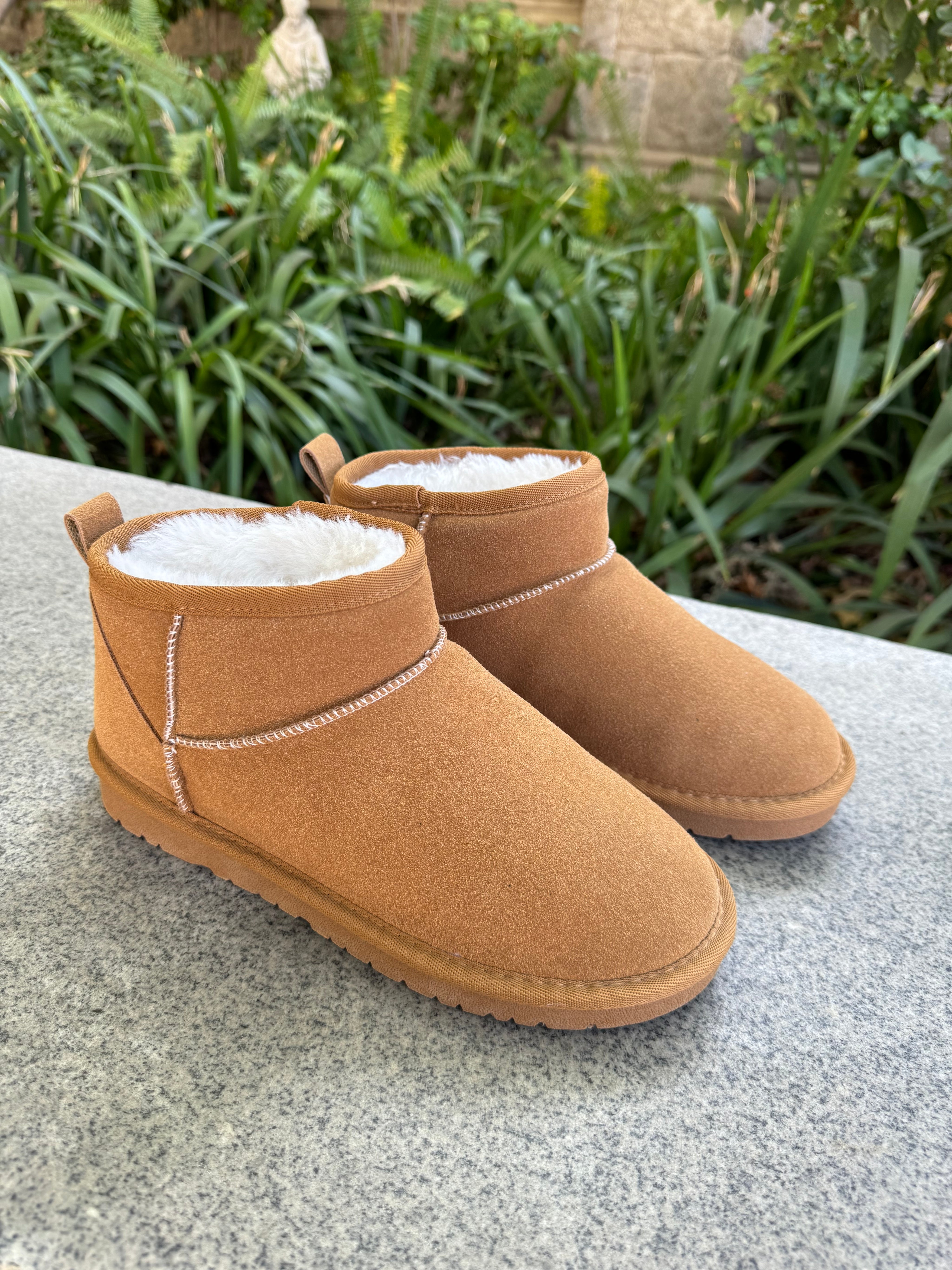 Ultra Minis (Chestnut)