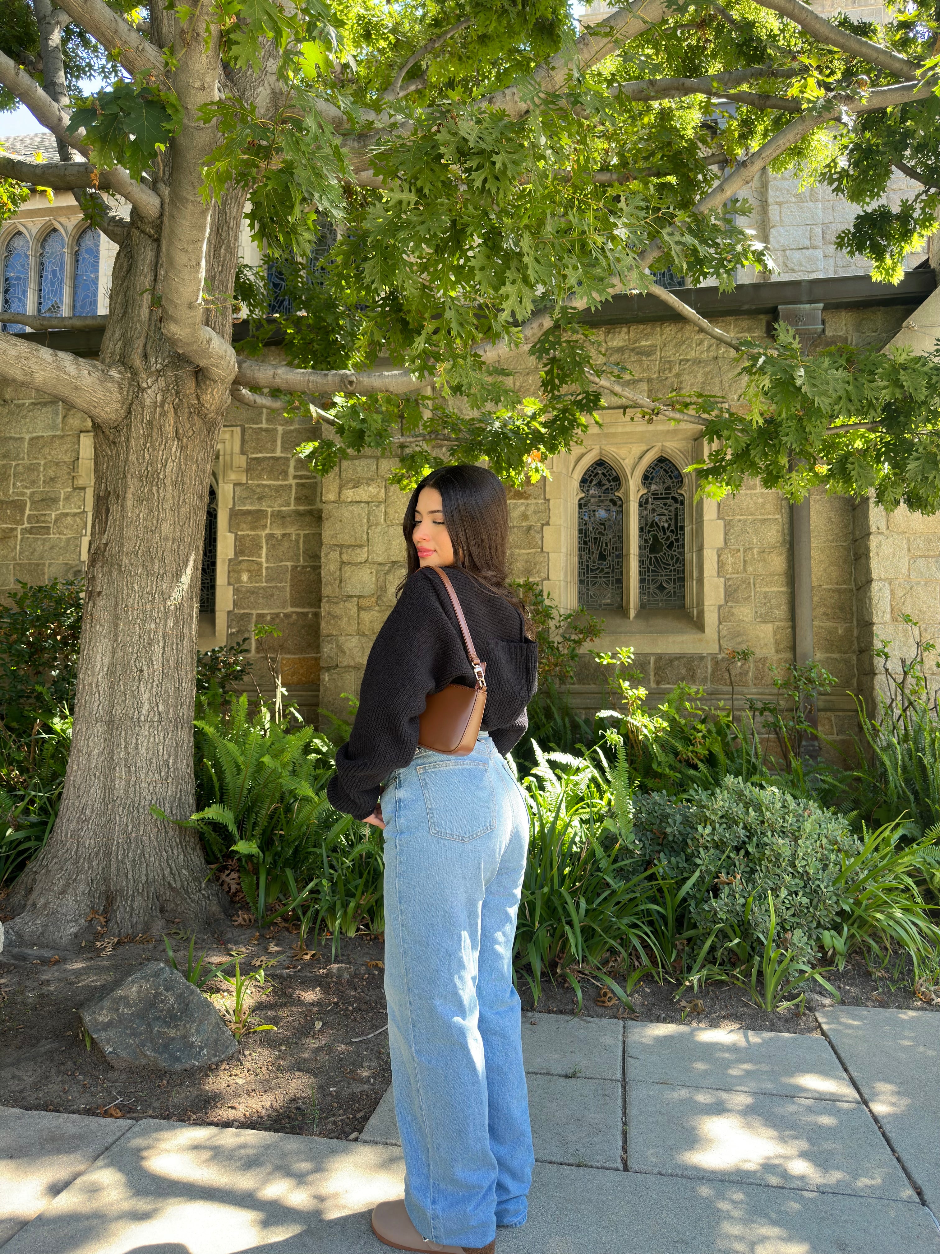 Golden Heart Shrug (Onyx)