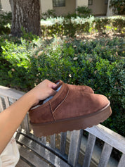 Snugg Mini Platform Boots (Chocolate)