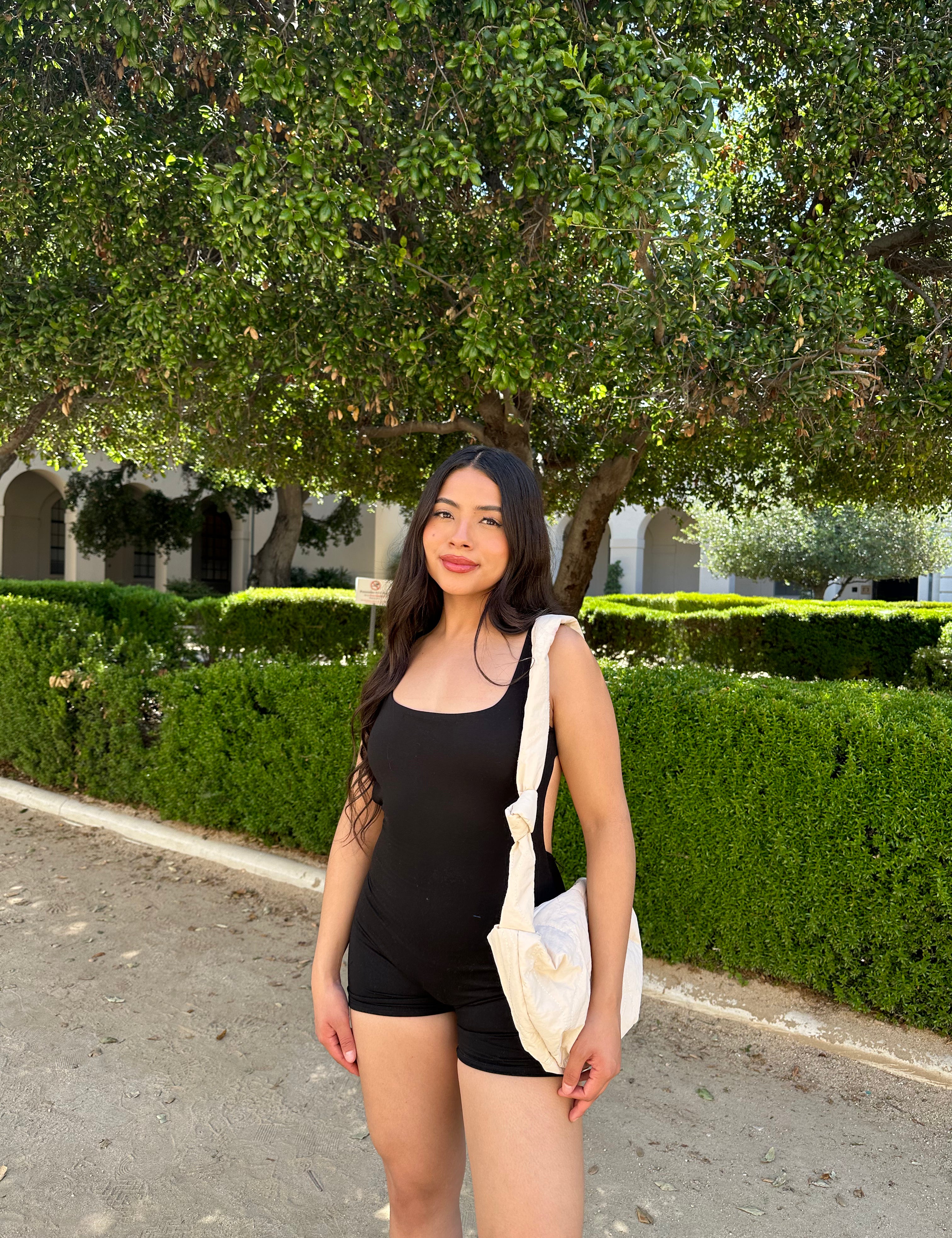 image_692f6b6f-bc49-4d1f-b39d-d6f5891089e5.heic