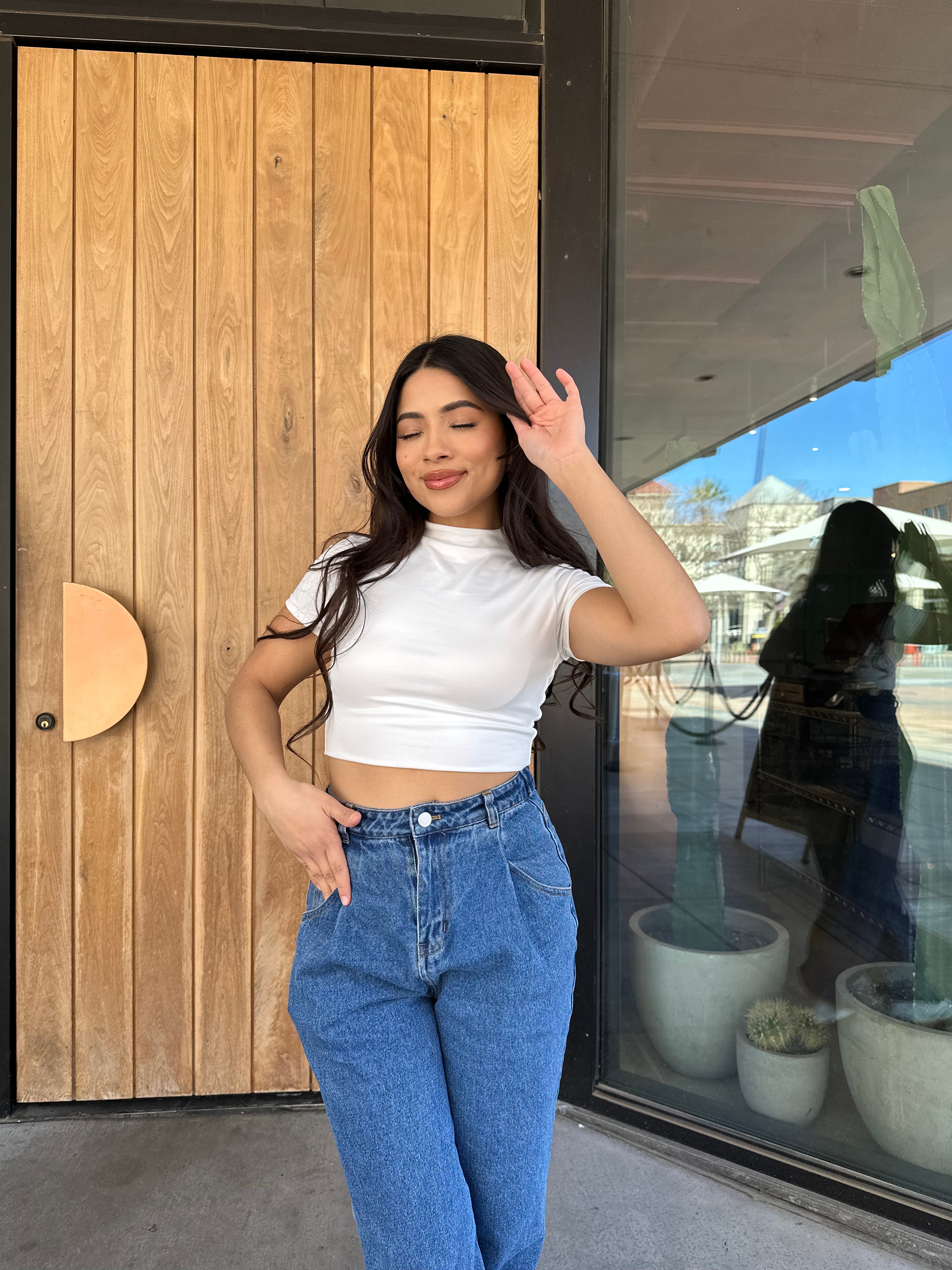 Lovely Butter Short Sleeve
