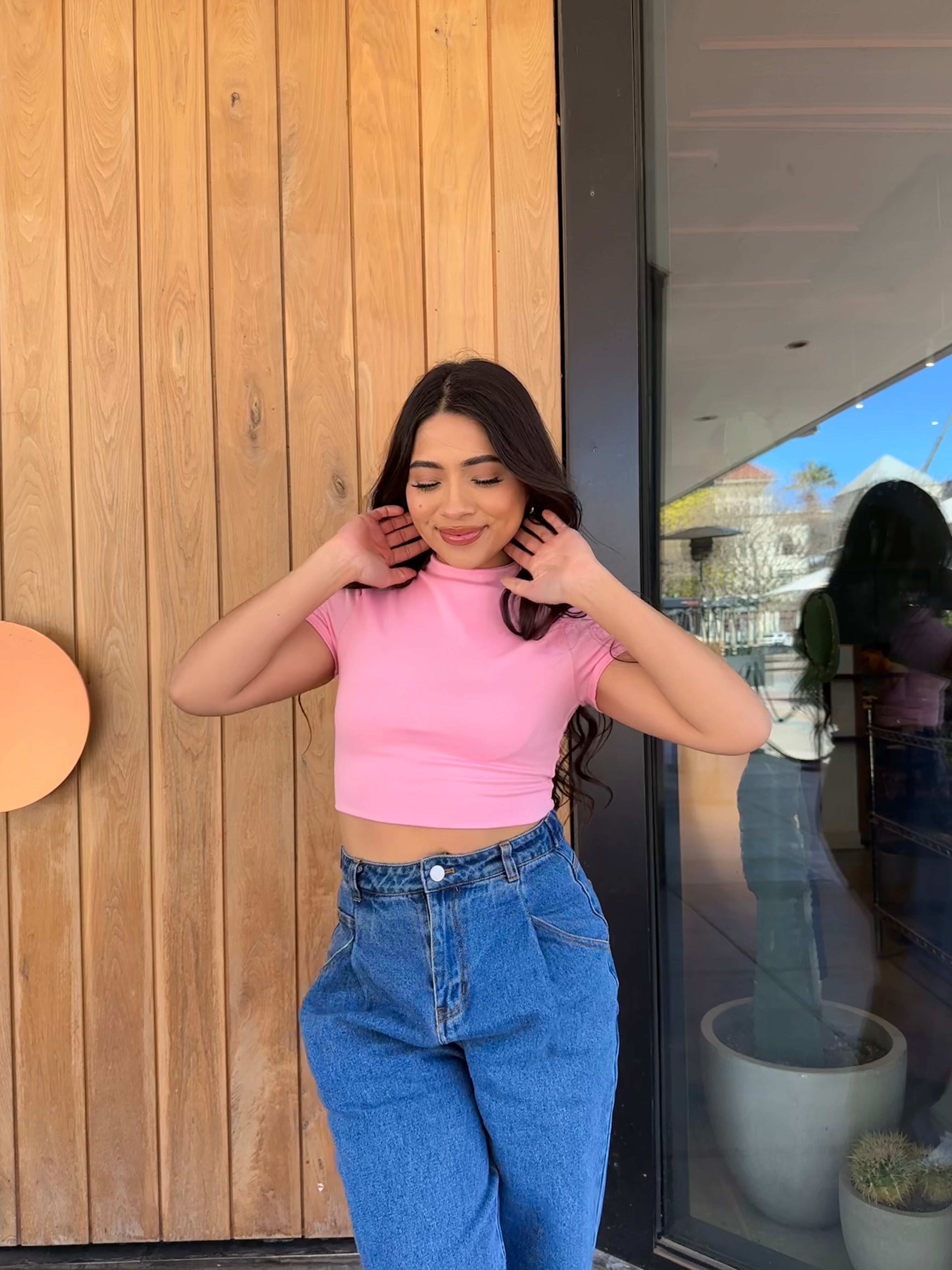 Lovely Butter Short Sleeve