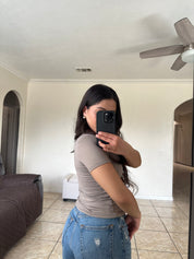V-Neck Butter Short Sleeve Basic (Stone)